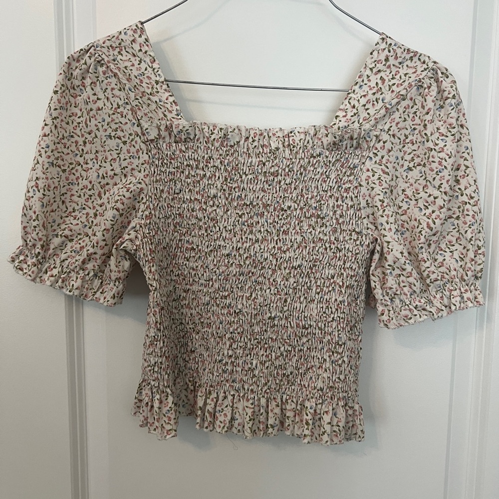 SHEIN Floral Smocked Top with Puff Sleeves